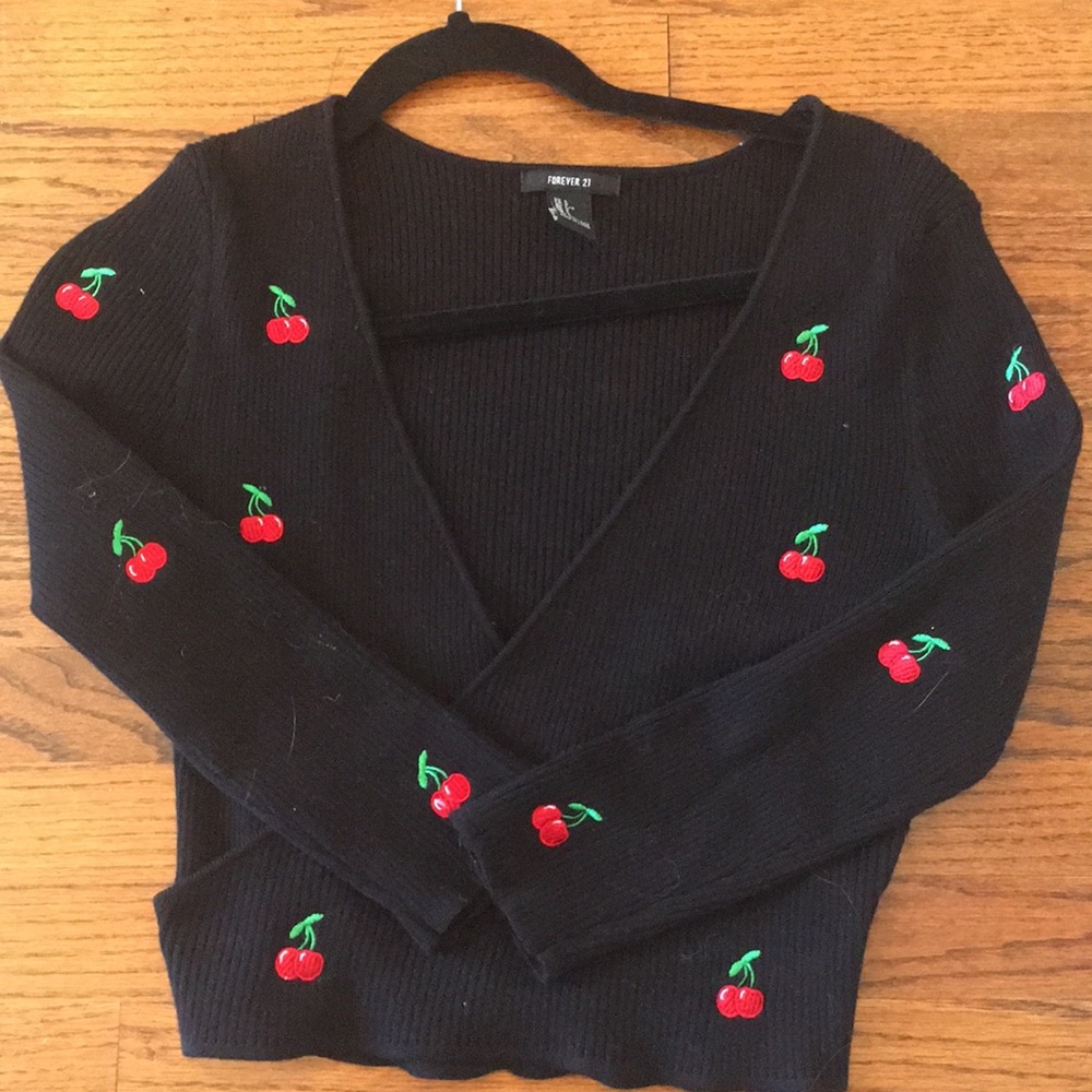 Cropped tee